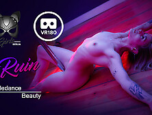 Poledance Beauty - Virtual Reality Personal Stripper