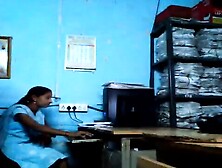Village Office Sex Tape Lady Caught Fucking