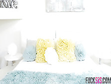 Aaliyah Hadid in I Can Put My Fist In My Butthole