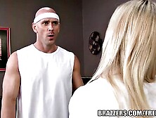 Brazzers Aubrey Show Gets Pounded In The Shower