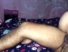 La encuentro desnuda y caliente me excita y me la follo