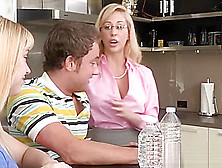 Asslicked Threeway Stepmom Cumswaps With Teen