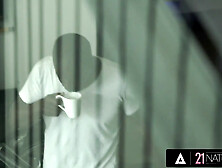 Perfect Way to Start the Day with Zazie Skymm