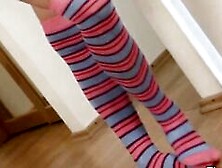 Solo 19 Year Old Touches Herself Inside Hot Tights - Small Miley