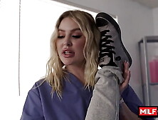 Alluring giant butt busty blondes blowing and fucking giant wang - Jenna Starr,  Melony Breasts,  Roman Todd