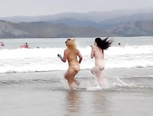 Bw Skinny Dip - Guinness World Record Attempt Gisborne 2012 (Unc