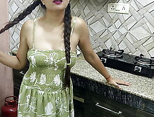 Brother-in-law found sister-in-law alone at home and drilled her,  and sister-in-law had fun in the kitchen