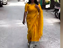 Indian hot figure young sister-in-law's bath!! Sister-in-law's figure is very beautiful !! Secretly made video of desi village g