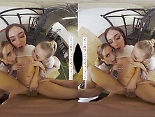 Brunette,  virtual-reality,  blond
