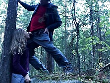 Blowed a Stranger in the Woods to help her - Public Sex