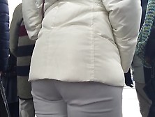 COAT COVERED BOOTY