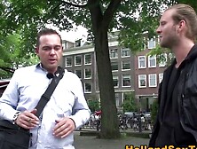 Amateur euro hooker sucks