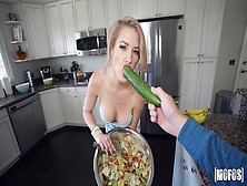 Kit's titplay trailer