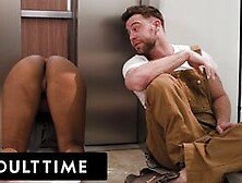 Thick Ebony Gets Stuck In The Elevator And Drilled By The Repairman