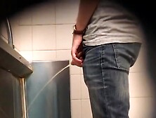 Spy Str8 Pissing Ii