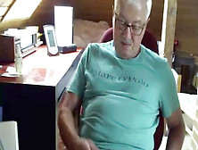 Daddy Finishes Off On Cam