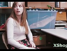 Inviting bombshell Dolly Leigh rules the world