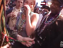 Some Girls Flashing In This Mardi Gras New Orleans Home Video - Southbeachcoeds